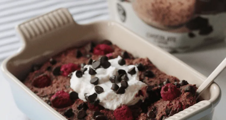 Valentine’s Breakfast: Chocolate Raspberry Baked Oats (Serves 4 )