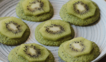 4 Ingredient Matcha Bites (with Hemp Seeds for Energy)