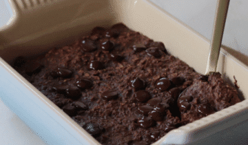 Easy Brownie Batter Baked Oats (Serves 4)